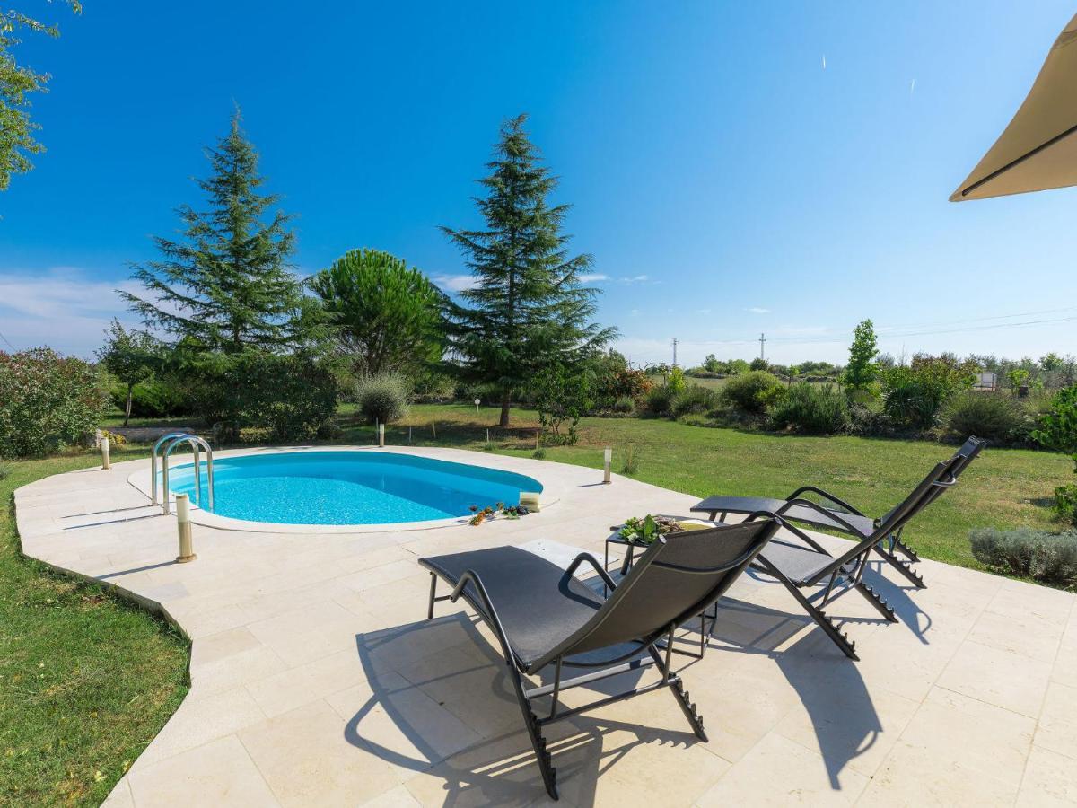 Holiday Home Bozac - VOJ100 Vodnjan Dış mekan fotoğraf